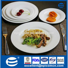 Platos de cena de servicio de mesa de hotel, placa de pasta de cerámica blanca, plato de carne, plato de postre